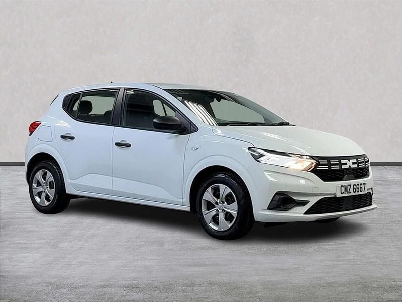 White Used 2023 Dacia Sandero Essentiel Hatchback | £9,995 (Good price) - Image 1/4