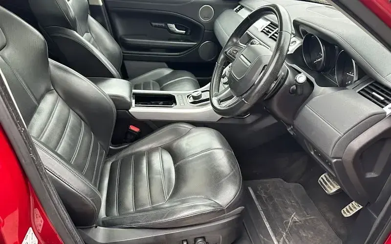 Used Land Rover Range Rover evoque HSE Dynamic 179 HP (131 kW) 2017 Red SUV