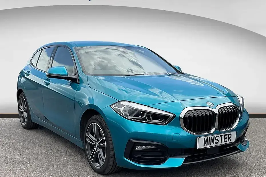 Used BMW 118 Sport Line 136 HP (100 kW) 2022 Hatchback