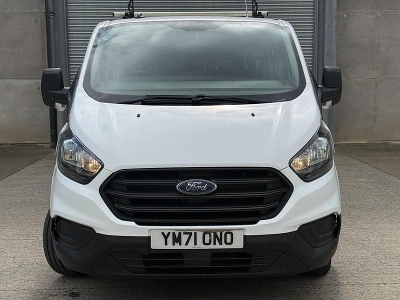 Used Ford Transit Custom 105 HP (77 kW) 2022 White Van