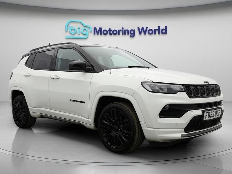 White/black Used 2023 Jeep Compass SUV | £19,600 (Fair price) - Image 1/4