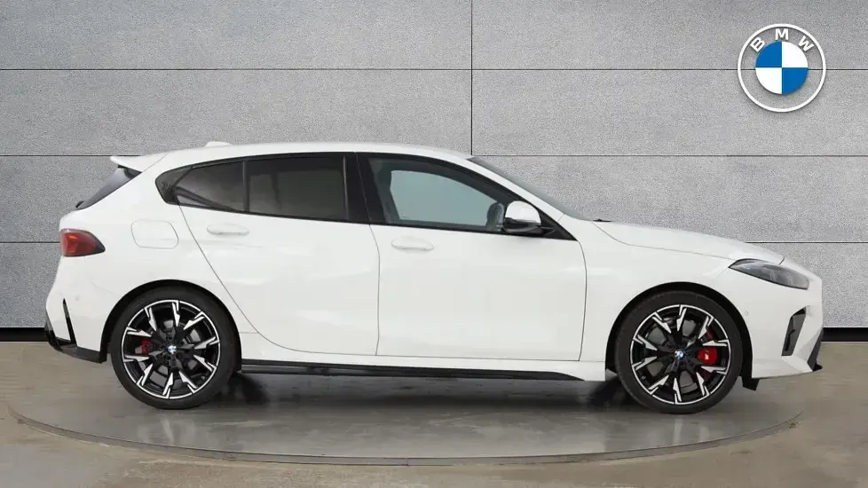 Used BMW 120 M Sport 168 HP (123 kW) 2026 White Hatchback