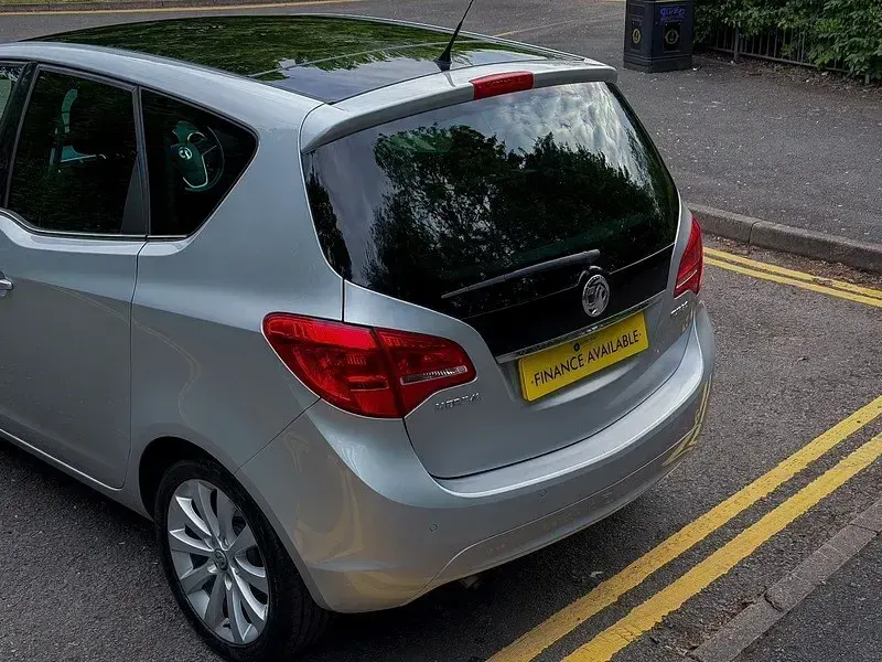 Używany Vauxhall Meriva 120 KM (88 kW) 2014 Srebrny Minivan