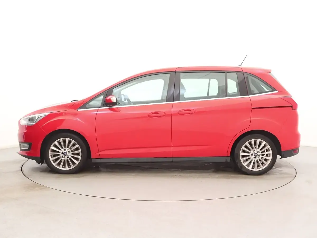 Used Ford Grand C-Max Titanium 125 HP (91 kW) 2019 Red MPV