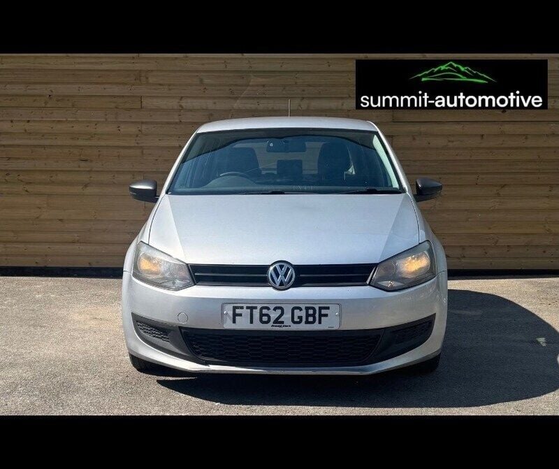 Used VW Polo S 70 HP (51 kW) 2012 Silver Hatchback