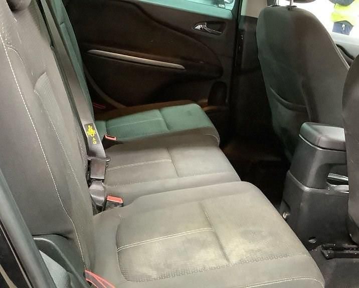 Used Vauxhall Zafira SRi 2016 Black MPV