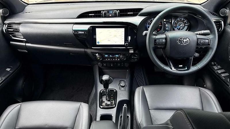 New Toyota HiLux 2025 Grey Pickup