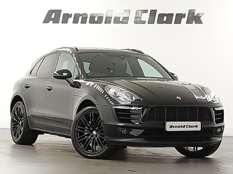 Black Used 2015 Porsche Macan S SUV | £22,998 (Fair price) - Image 1/4
