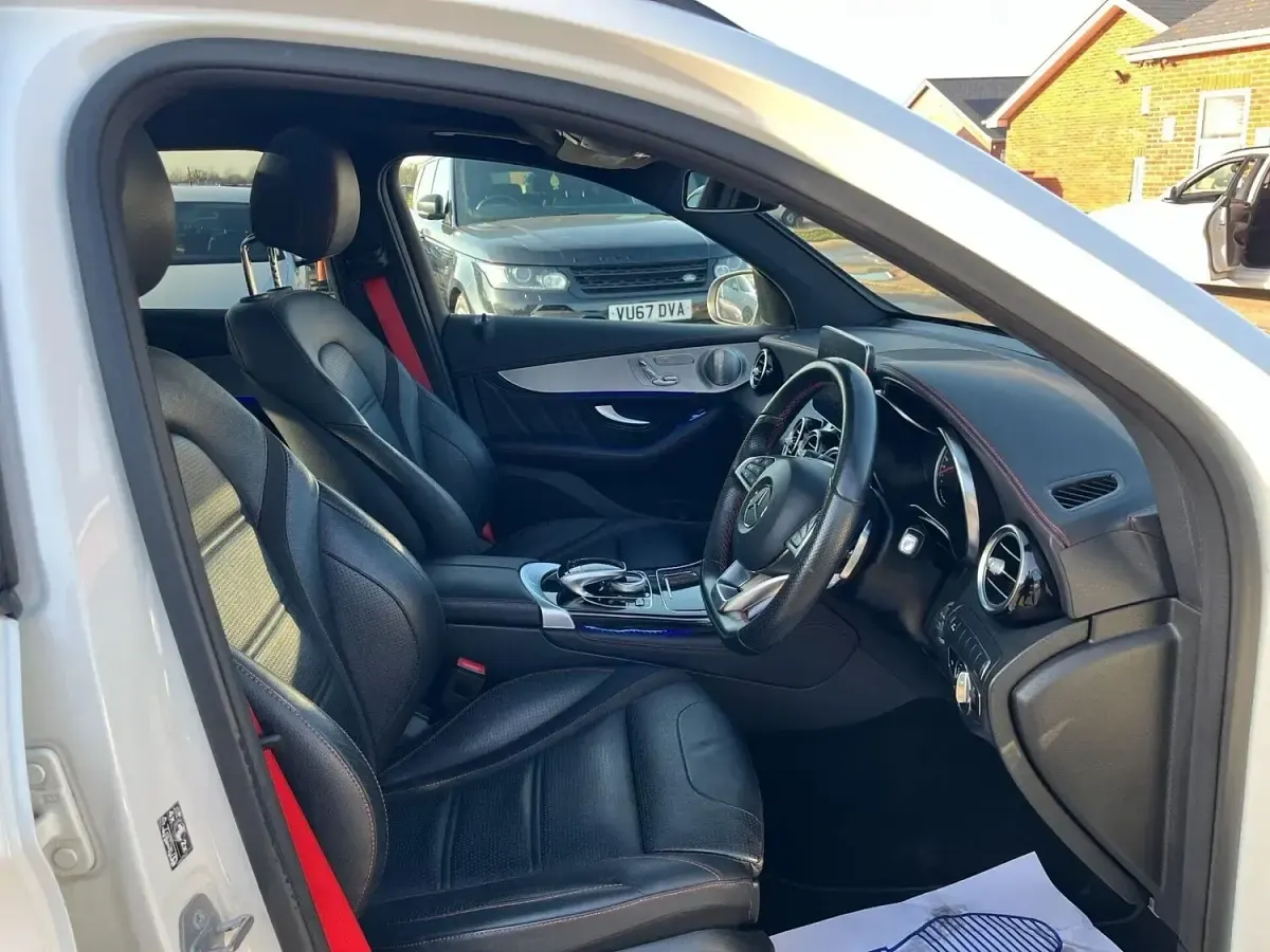 Used Mercedes GLC43 AMG Premium Plus 361 HP (265 kW) 2019 White SUV