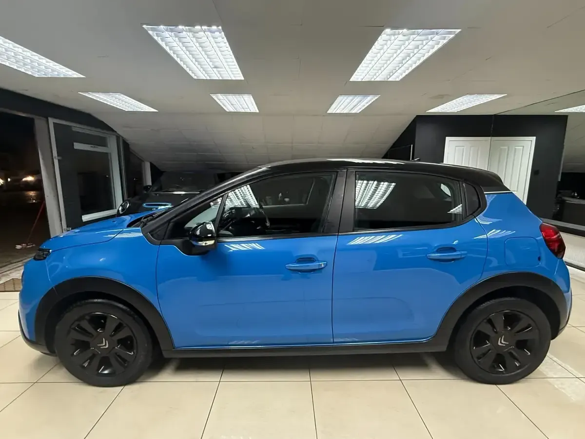 Used Citroën C3 Feel 110 HP (80 kW) 2017 Blue Hatchback