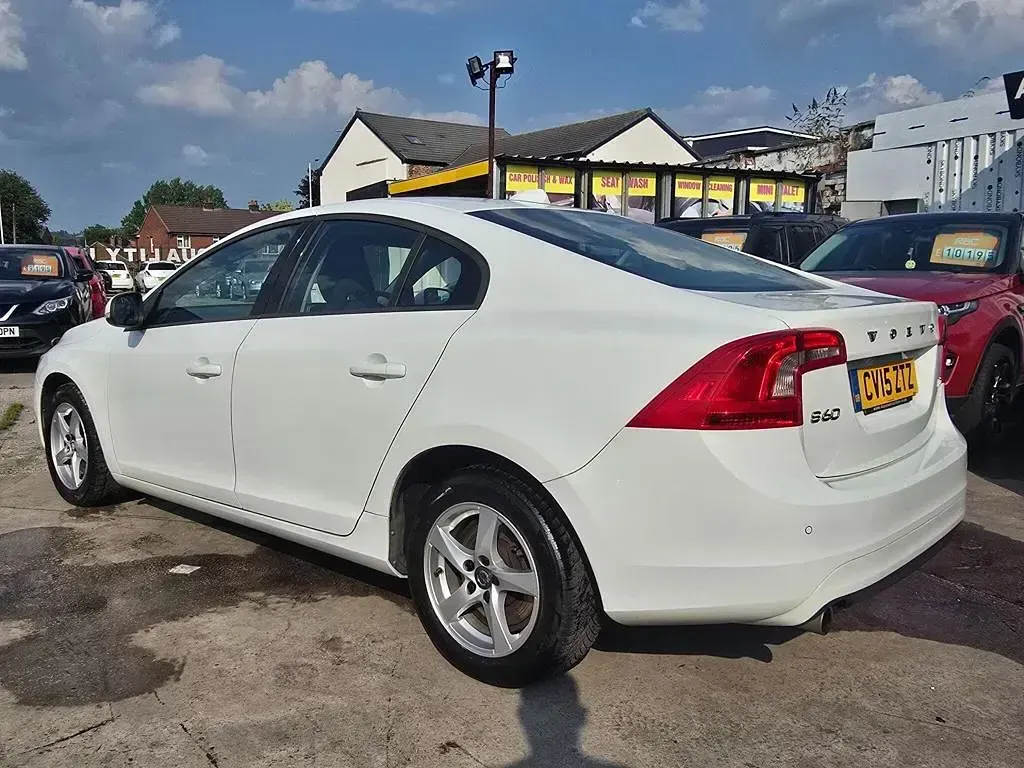 Used Volvo S60 Business Edition 2015 White Sedan