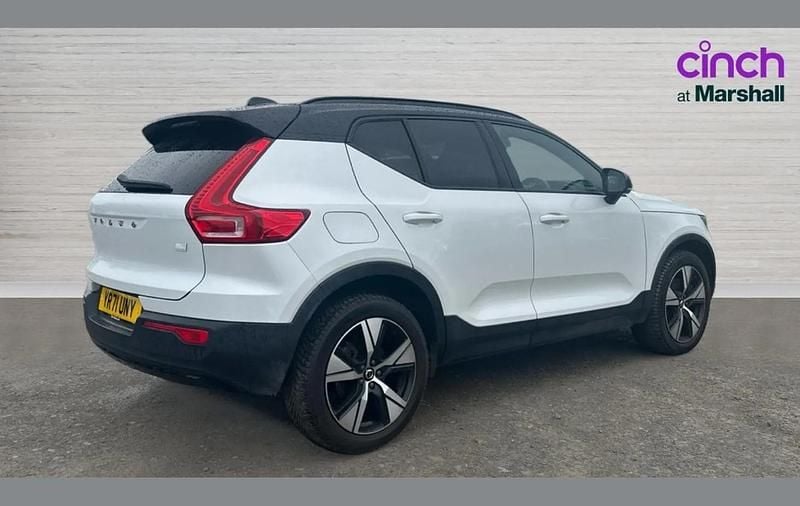 Begagnad Volvo XC40 R-Design 258 HK (189 kW) 2021 Vit SUV