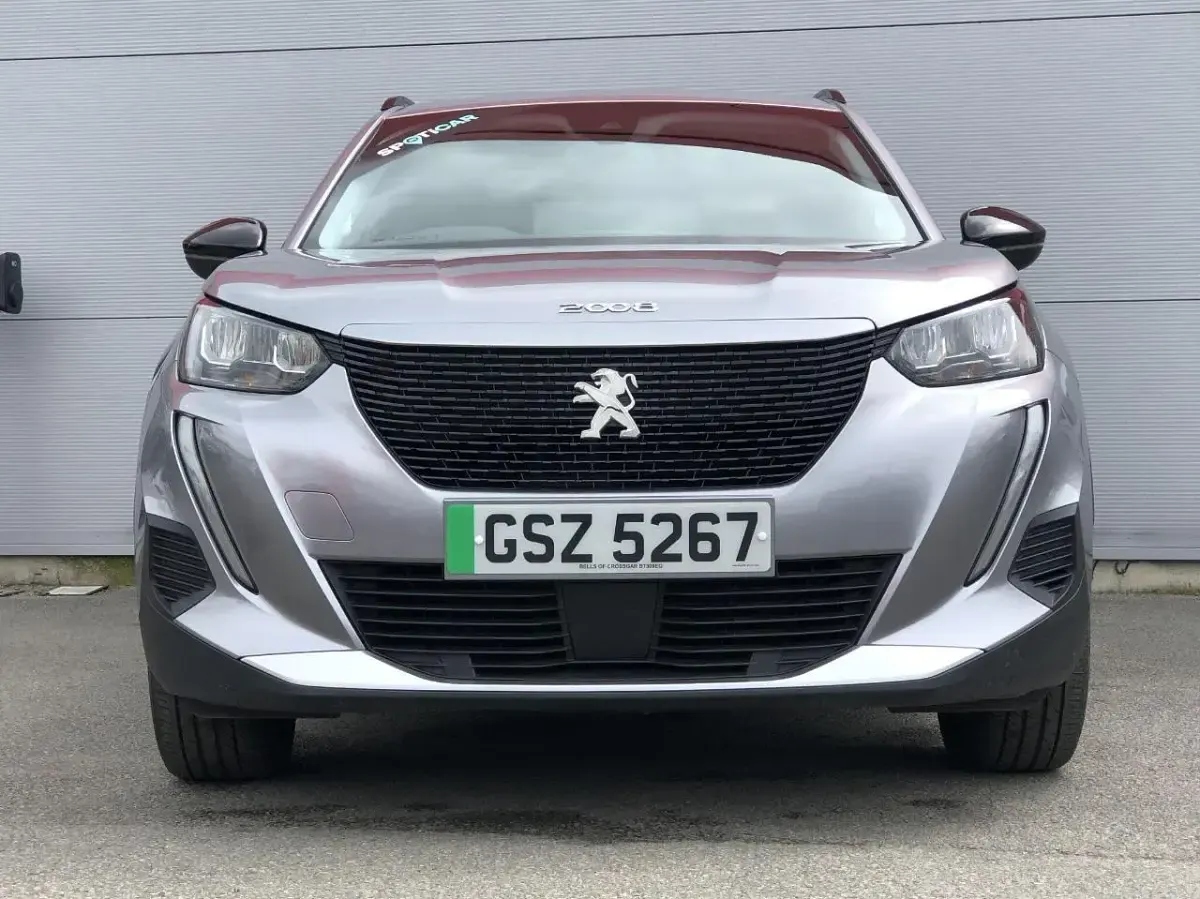 Used Peugeot e-2008 Allure+ 98 kW (134 HP) 2022 Grey SUV