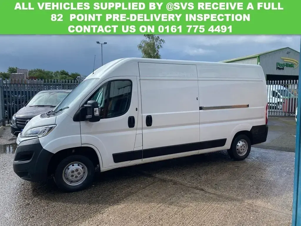 Used Citroën Relay 140 HP (102 kW) 2019 White Van