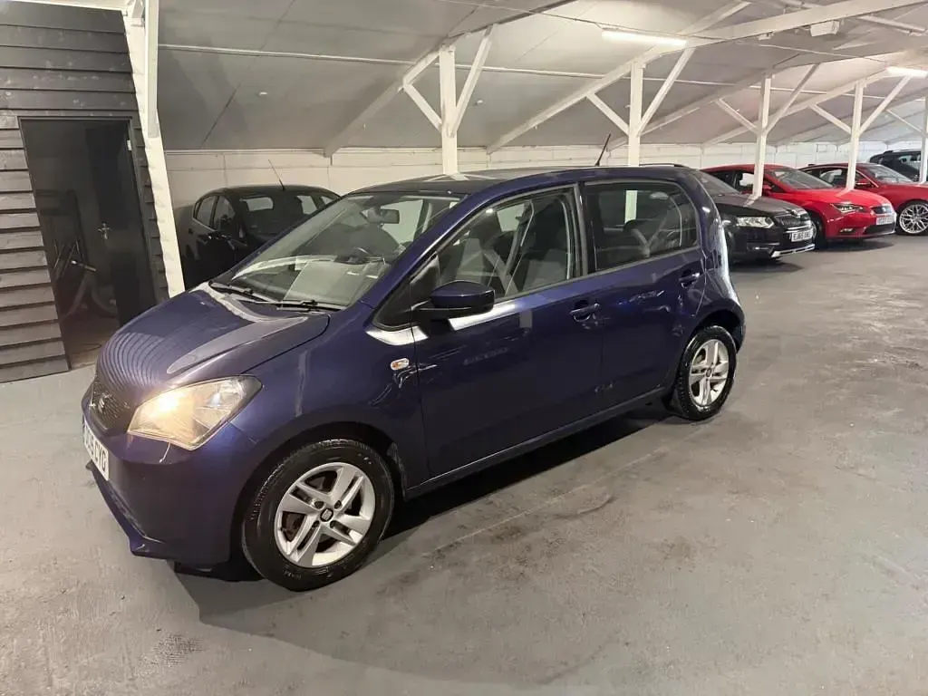 Usado Seat Mii SE 75 CV (55 kW) 2015 Beige Utilitario