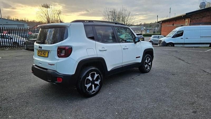 Used Jeep Renegade Trailhawk 170 HP (125 kW) 2020 White SUV