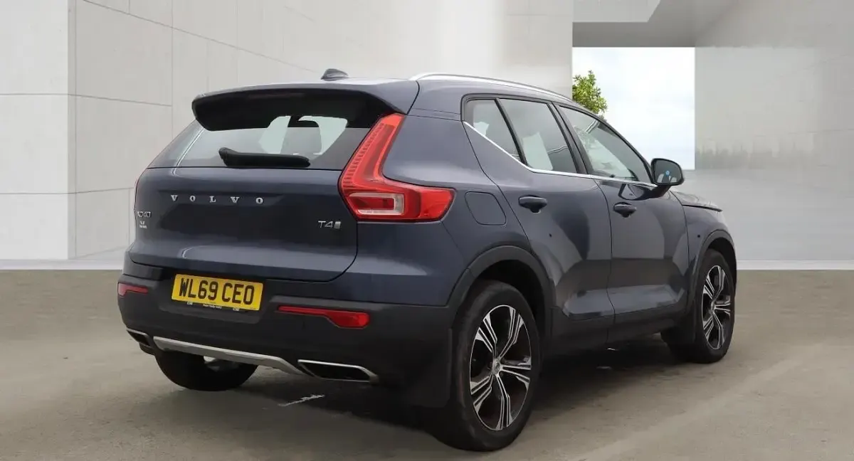 Used Volvo XC40 Inscription 2020 Blue SUV