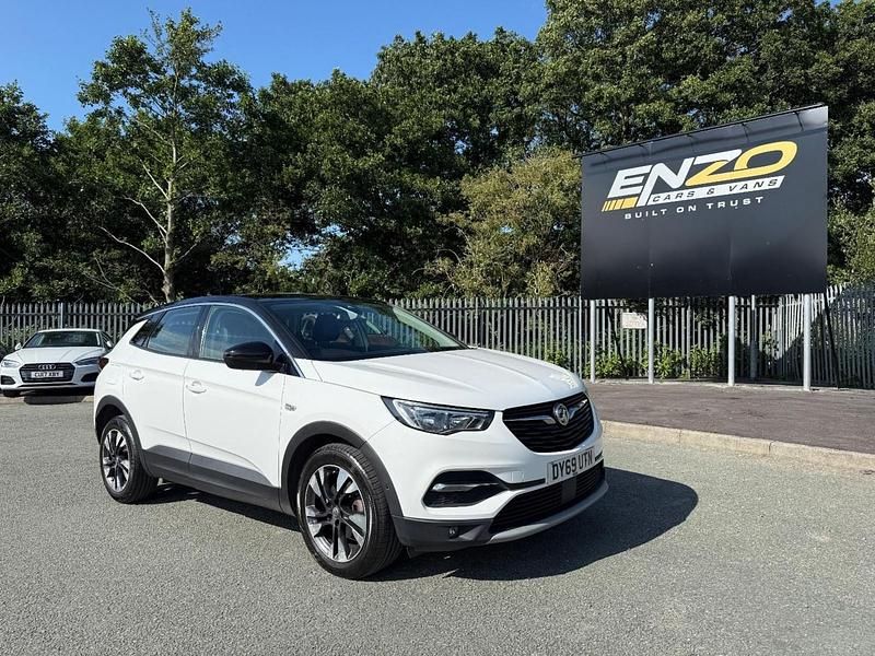 White Used 2019 Vauxhall Grandland X Sport SUV | £5,495 - Image 1/4