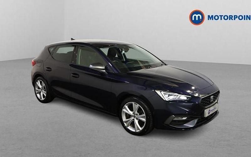 Used Seat Leon FR 131 HP (96 kW) 2023 Blue Hatchback