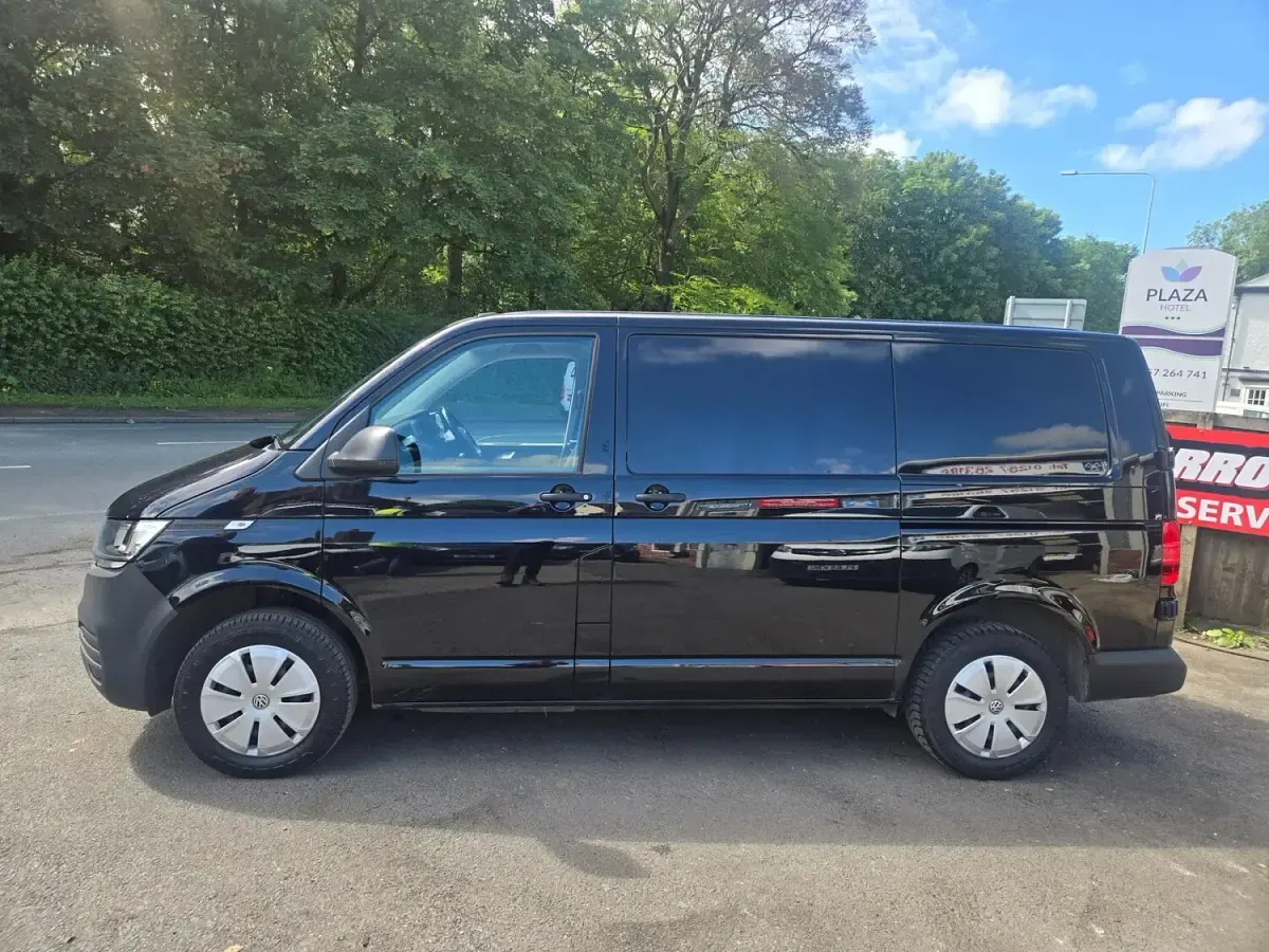 Used VW T6.1 Startline 2022 Black Van