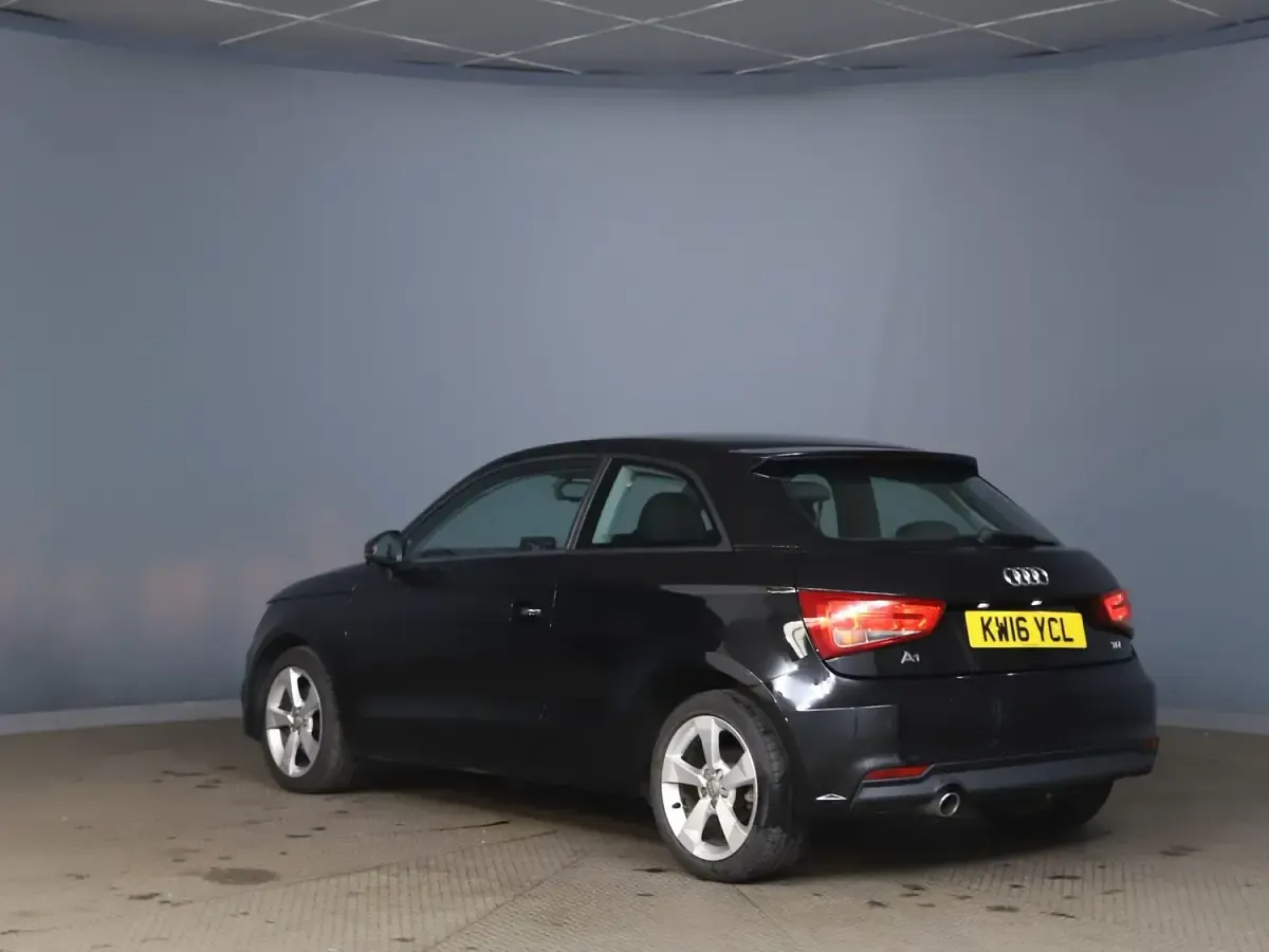 Used Audi A1 Sport 116 HP (85 kW) 2016 Black Hatchback