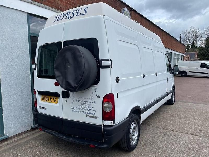 Used Renault Master 115 HP (84 kW) 2004 White Van
