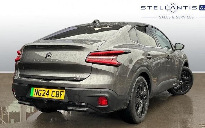 Used Citroën e-C4 100 kW (136 HP) 2024 Sedan