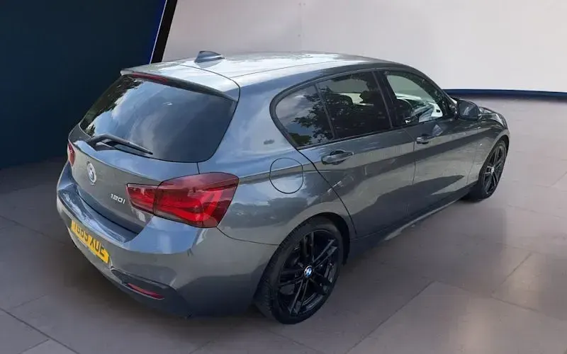 Used BMW 120 Efficient Dynamics 184 HP (135 kW) 2019 Grey Hatchback