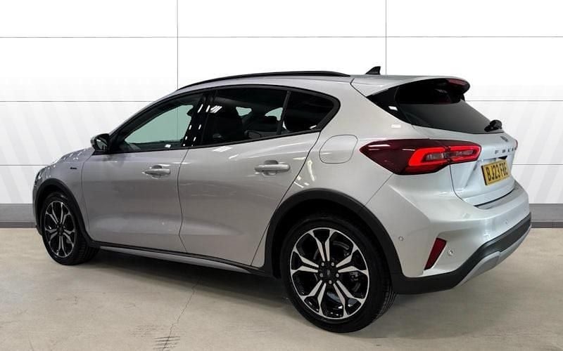 Used Ford Focus Active X 125 HP (91 kW) 2023 Silver Hatchback
