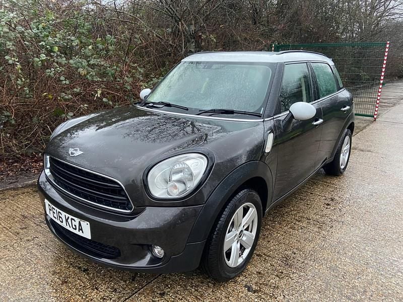 Grey Used 2016 Mini Cooper Hatchback | £4,995 (Super price) - Image 1/4