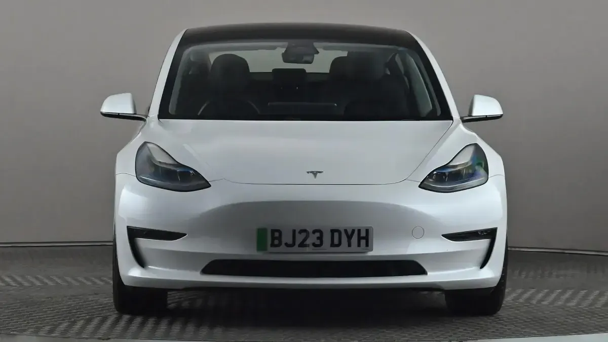 Used Tesla Model 3 Performance 335 kW (456 HP) 2023 White Sedan
