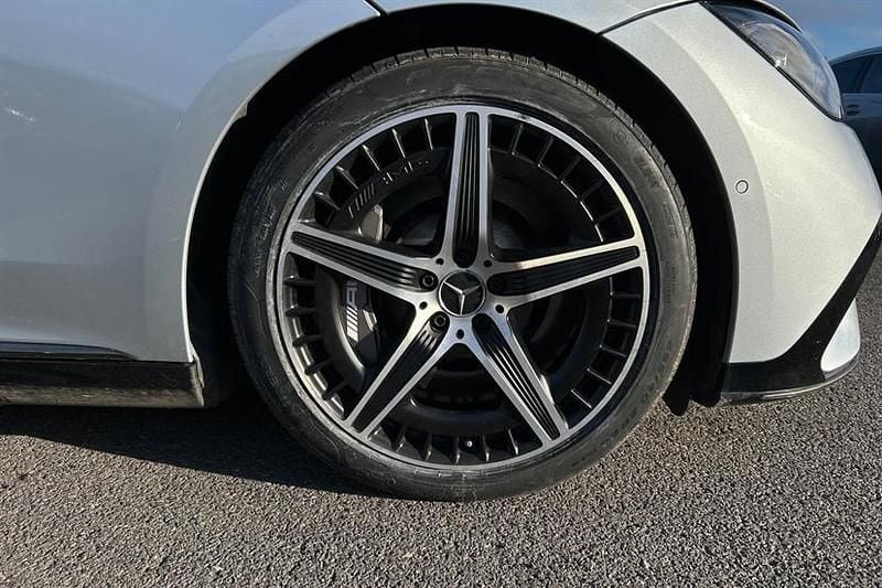 Usado Mercedes EQE AMG 53 Night 459 kW (625 HP) 2025 Prateado Sedan