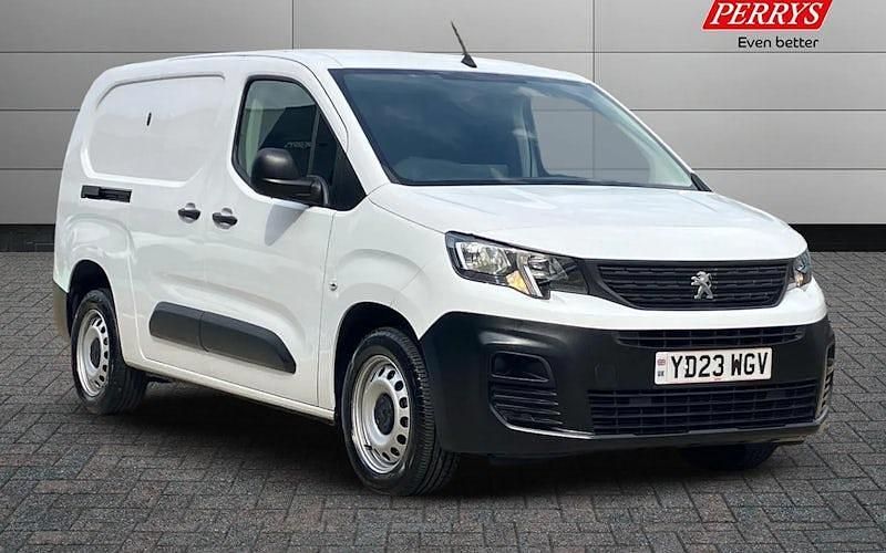 Used 2023 Peugeot Partner Premium MPV | £13,074 (A bit pricey) - Image 1/4