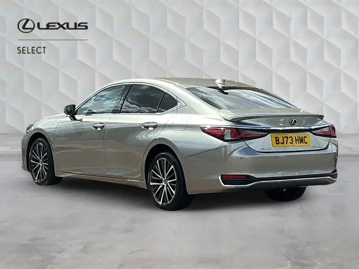 Used Lexus ES300H 2023 Silver Sedan