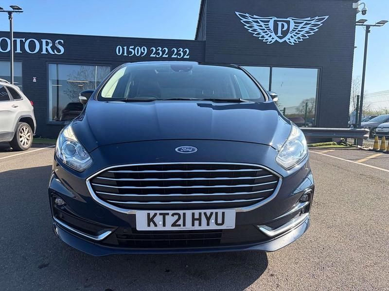 Used Ford S-MAX Titanium 150 HP (110 kW) 2021 Blue MPV