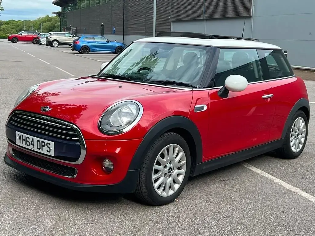 Used Mini Cooper Hatch 2014 Red Hatchback