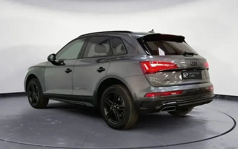 Used Audi Q5 S-Line 299 HP (219 kW) 2023 Grey SUV