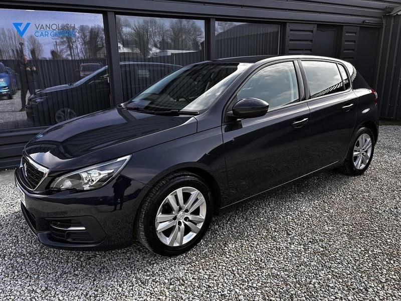 Used Peugeot 308 Active 130 HP (95 kW) 2019 Grey Hatchback