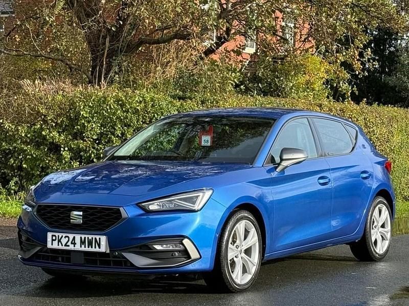 Used Seat Leon FR 110 HP (80 kW) 2024 Blue Hatchback