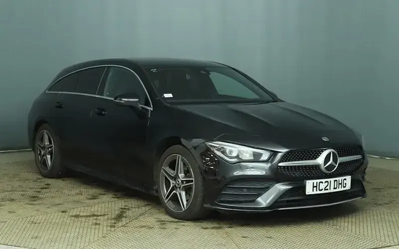 Used Mercedes CLA180 Shooting Brake AMG line 136 HP (100 kW) 2021 Estate