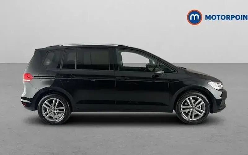 Used VW Touran Match 150 HP (110 kW) 2025 Black MPV