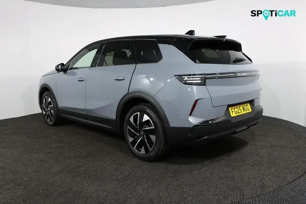 Used Vauxhall Grandland X Ultimate 134 HP (98 kW) 2025 Grey SUV