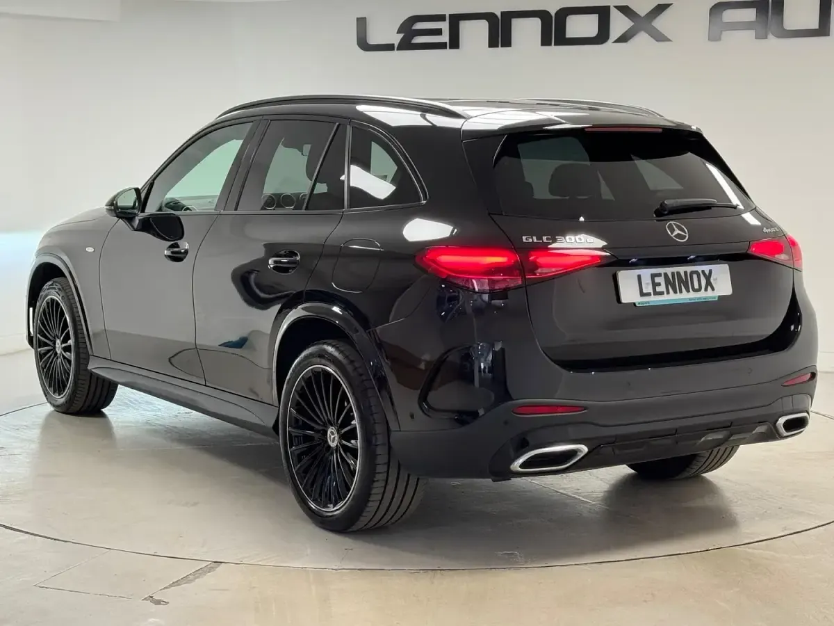 Used Mercedes GLC300e Urban 313 HP (230 kW) 2025 Black SUV