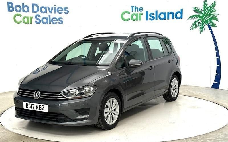 Used VW Golf VII SE 125 HP (91 kW) 2017 Hatchback