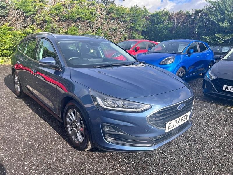 Używany Ford Focus Titanium 155 KM (114 kW) 2024 Niebieski Kombi