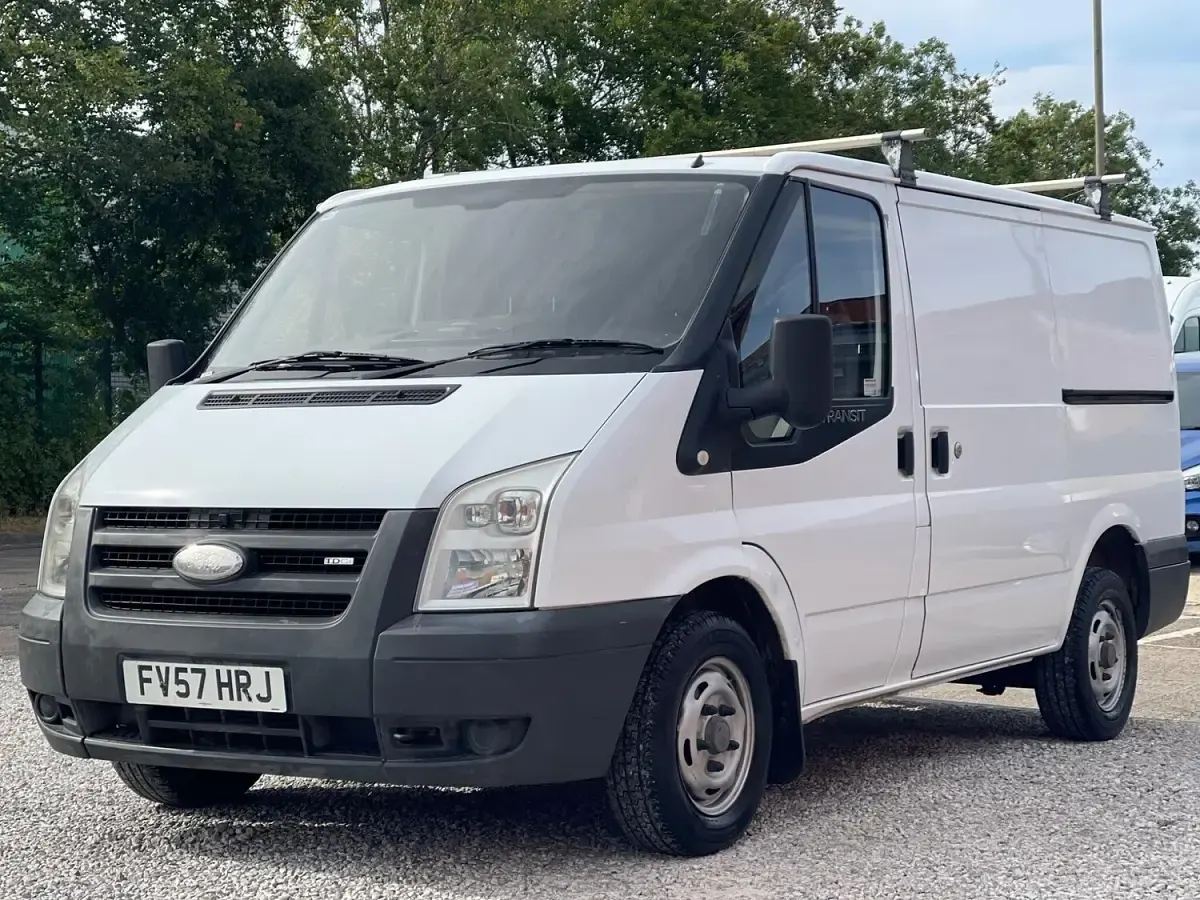 Used Ford Transit 85 HP (62 kW) 2007 White Van