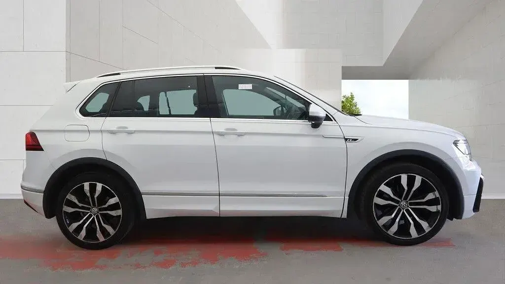 Used VW Tiguan R-line 150 HP (110 kW) 2019 White SUV