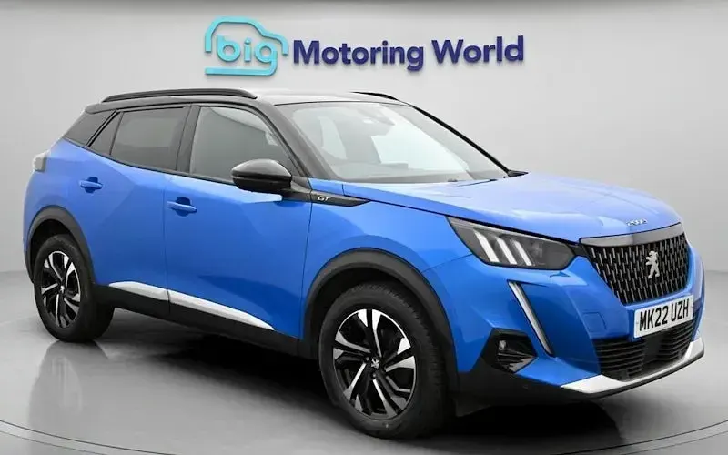 Used Peugeot 2008 GT 131 HP (96 kW) 2022 SUV