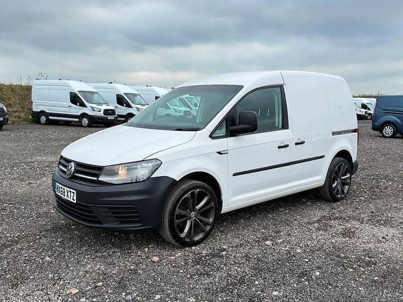 Used VW Caddy Startline 75 HP (55 kW) 2018 White MPV