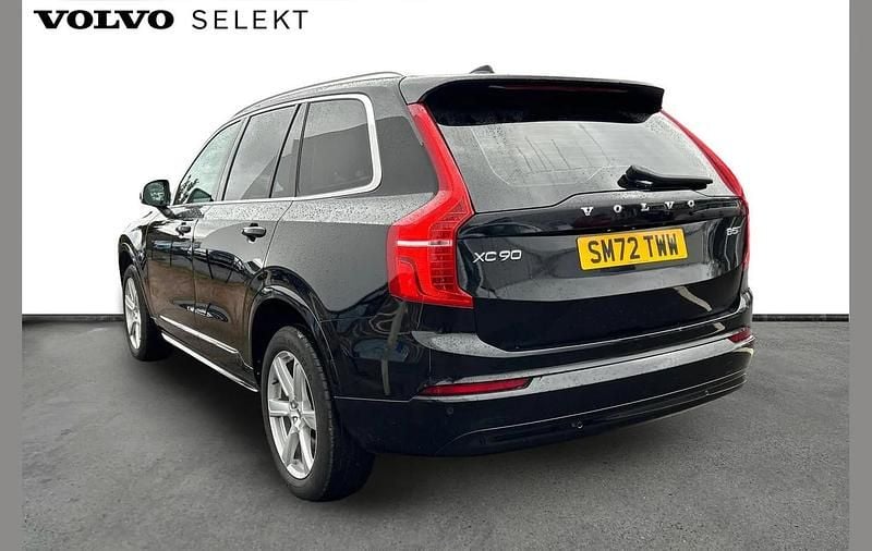 Used Volvo XC90 Core 247 HP (181 kW) 2022 Onyx black SUV
